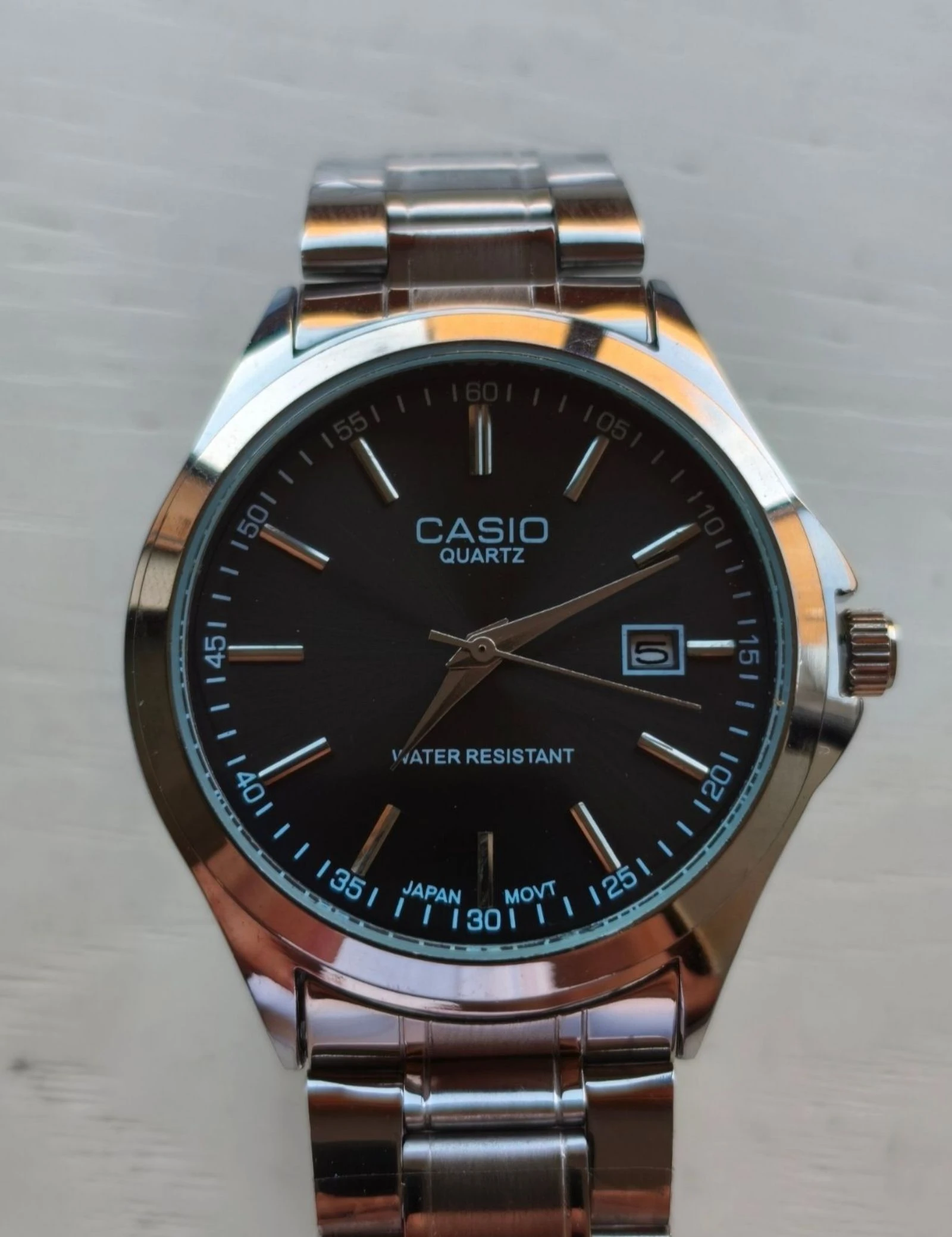 CASIO vintage analogic watch new 